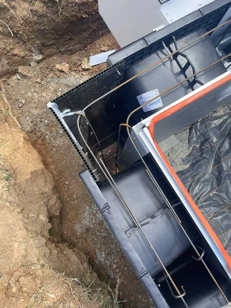 Feraillage poteau chez nous